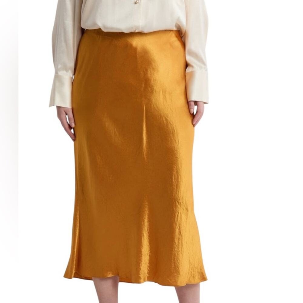Vince NWTs Side Slip Elegant Gold Snap Satin Skirt size 1X